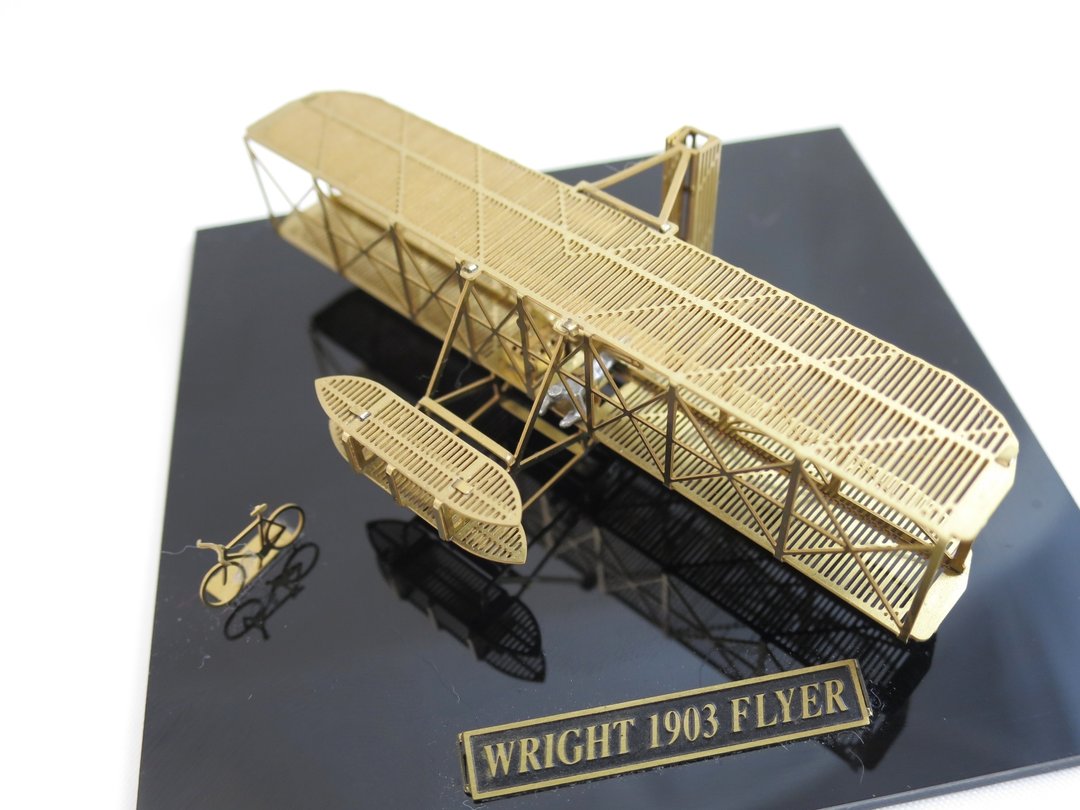 〔SUSS〕日本Aerobase 金属蚀刻模型组装人力飞机-Wright 1903 Flyer莱特兄弟飞行者1号黄铜板(1/160)-限会员2163721购买 - 其他 - 其他金属 金色
