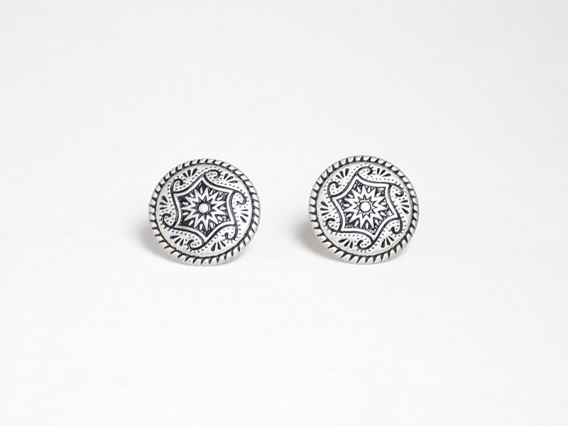 Circle dot 魔偶马戏团 不锈钢耳针 耳环 耳饰 耳夹  047 - 耳环/耳夹 - 其他金属 灰色