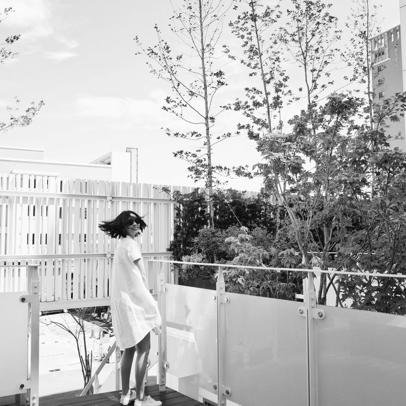 方格格 纯白棉衫 - 女装衬衫 - 棉．麻 白色