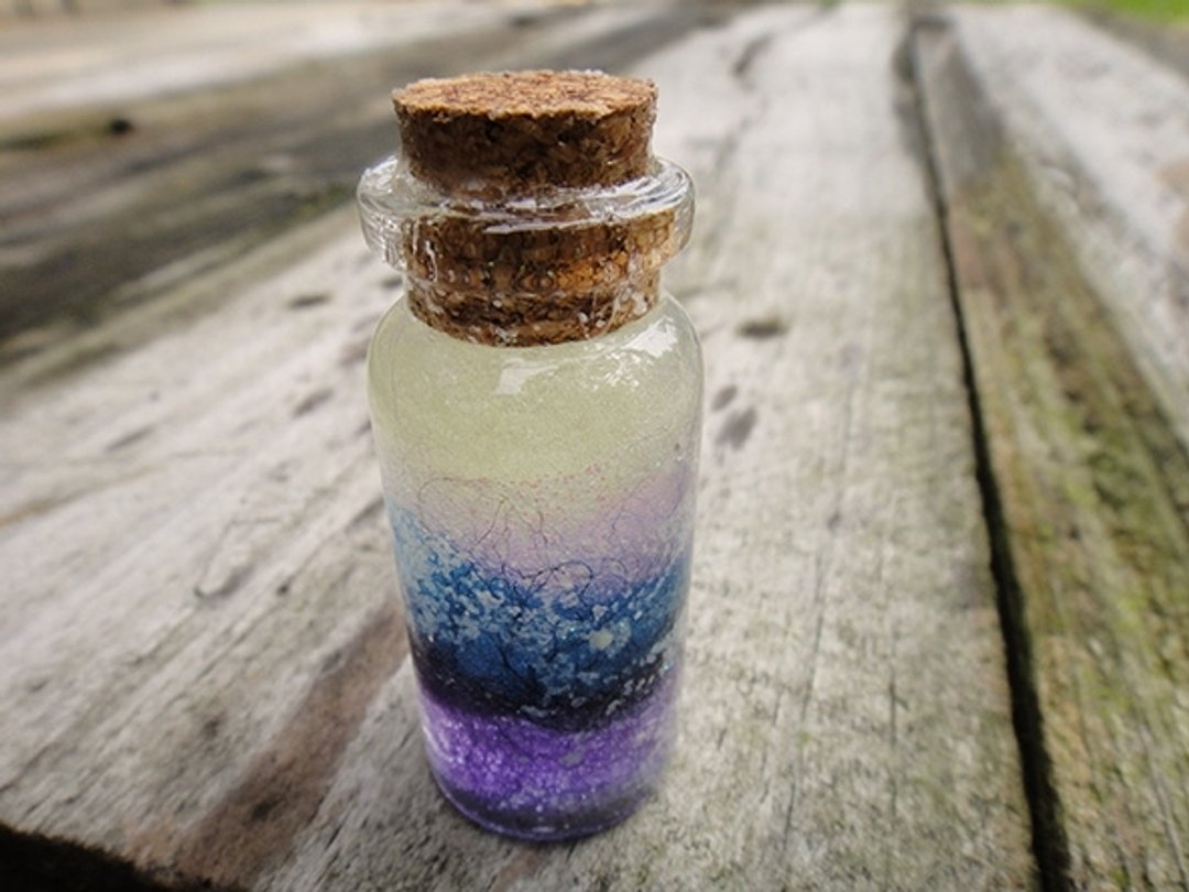 星空瓶 软木塞玻璃瓶 毕业 交换礼物 定制化 - 吊饰 - 玻璃 多色