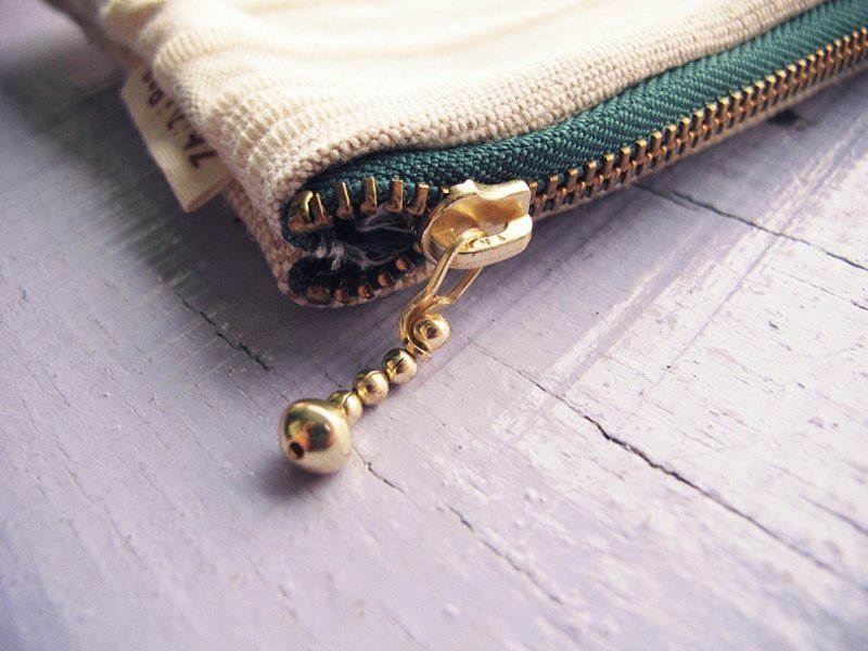 【ZhiZhiRen】手作万用包-绿 - 其他 - 棉．麻 绿色