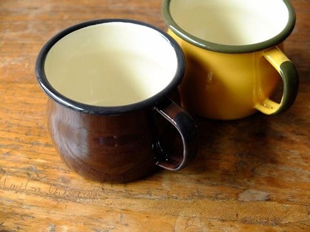 emalia OLKUSZ 波兰珐琅马克杯 350ml   咖啡 - 咖啡杯/马克杯 - 其他金属 咖啡色