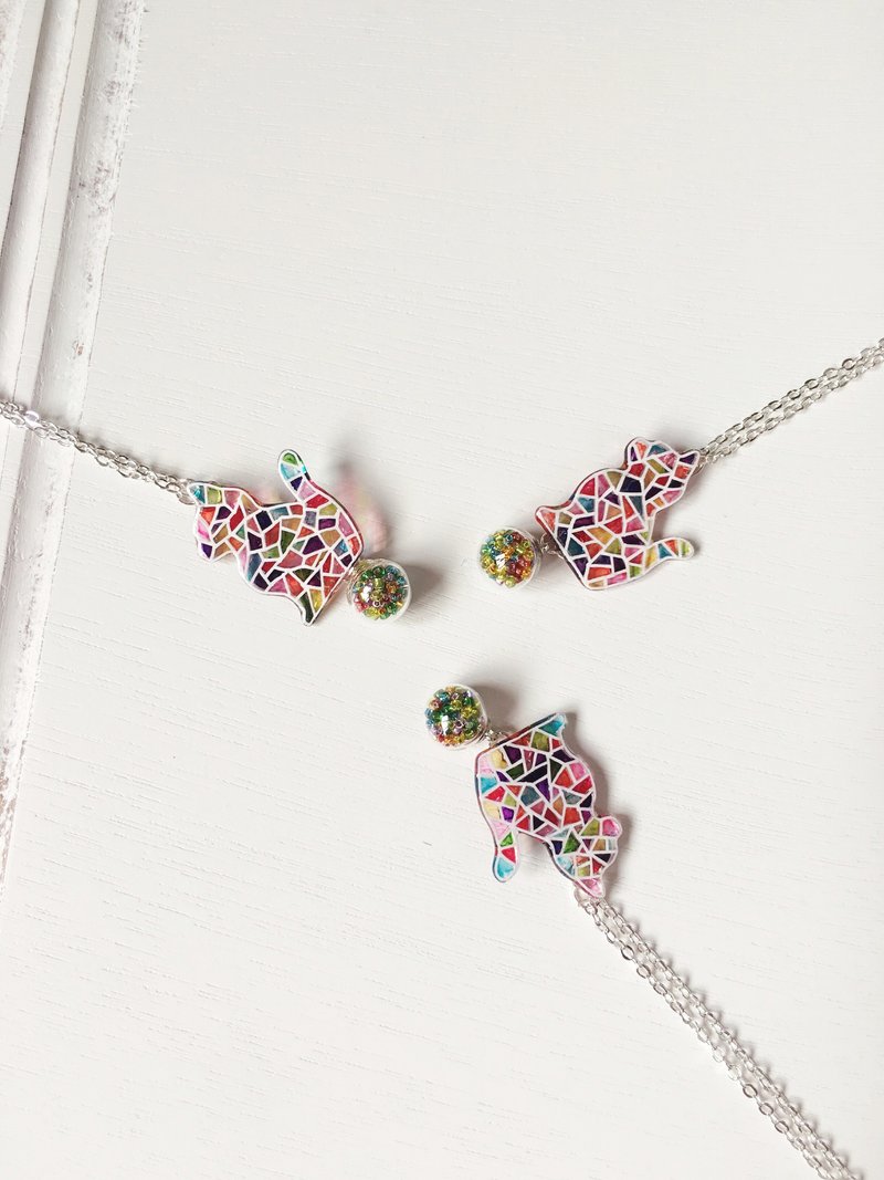 *Haku·Neko* 手绘马赛克猫咪彩色玻璃球颈链 - 颈链 - 硅胶 多色