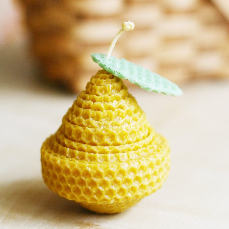 4楼公寓 【手感精油蜂蜡蜡烛．西洋梨】复芳精油． - 蜡烛/烛台 - 植物．花 橘色