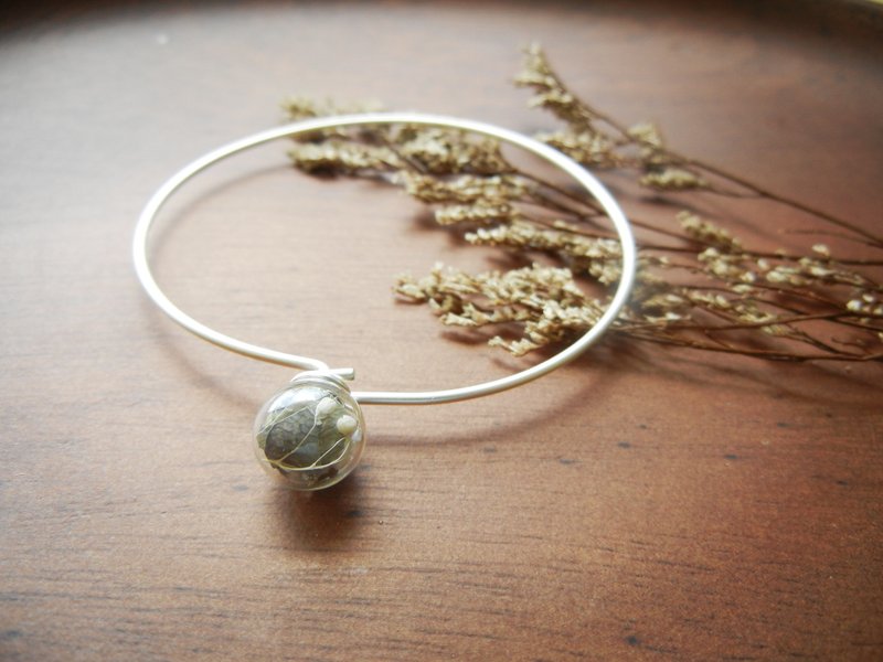 *coucoubird*梦幻小玻璃球古典蓝手环-雾银 - 手链/手环 - 玻璃 蓝色