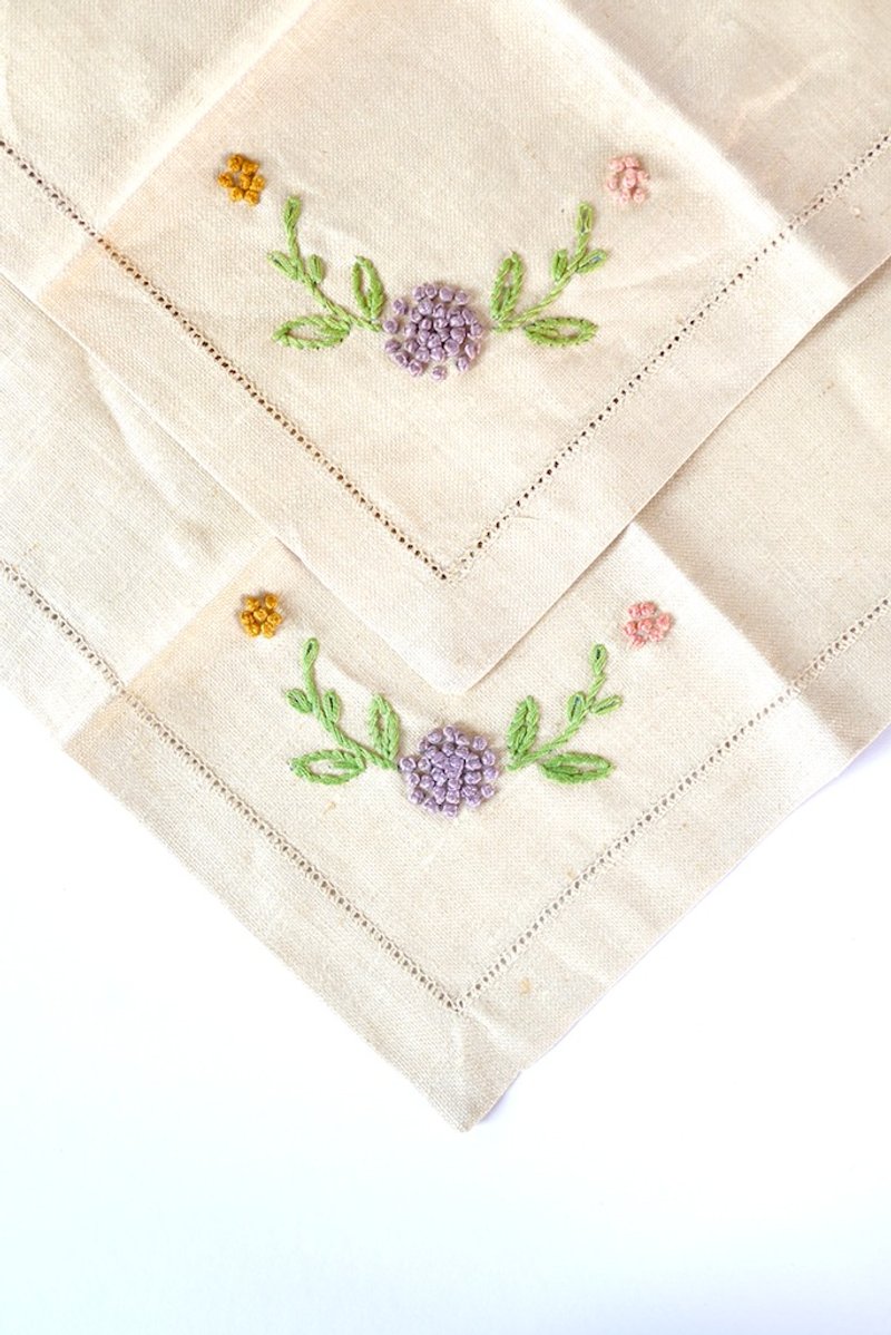 Shabby Chic 复古亚麻刺绣茶巾 - 餐垫/桌巾 - 其他材质 卡其色