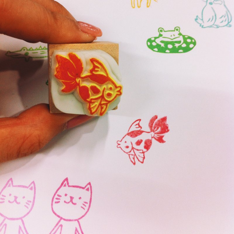 Deerday手刻章 金鱼 - 印章/印台 - 橡胶 绿色