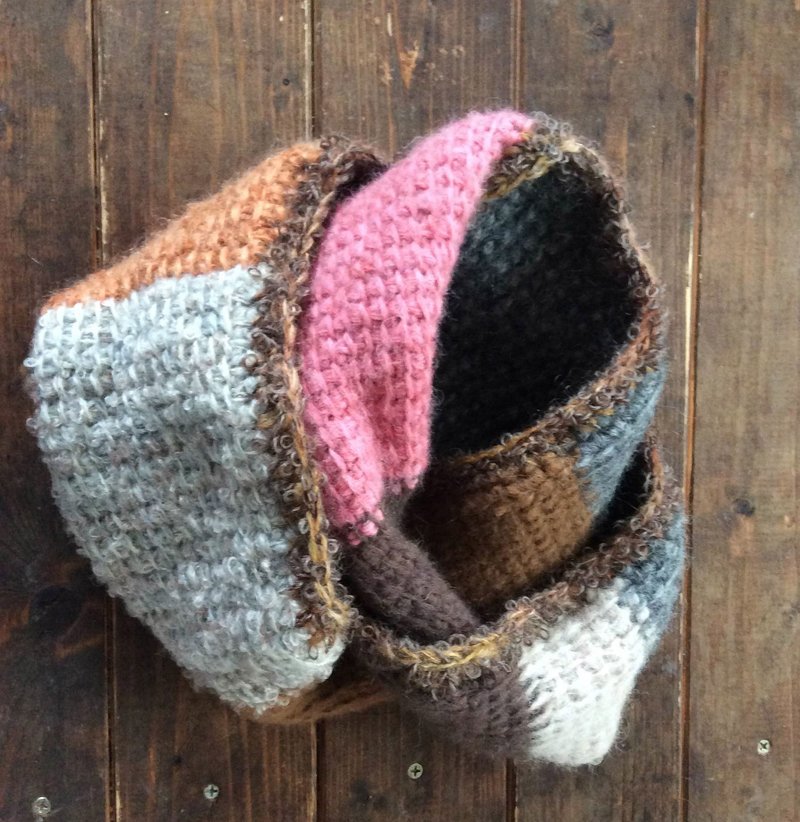 Fluffy Neck - 男装针织衫/毛衣 - 其他材质 多色