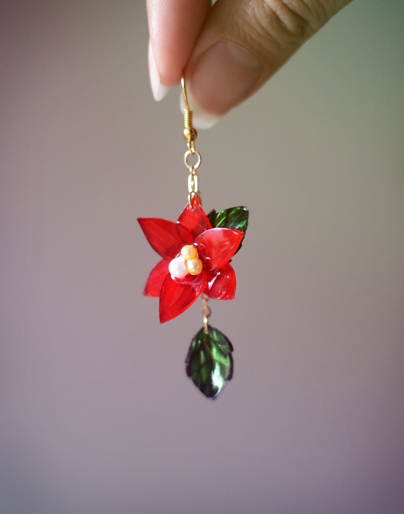 手感*圣诞红*热缩片勾式耳环 - 耳环/耳夹 - 其他金属 红色