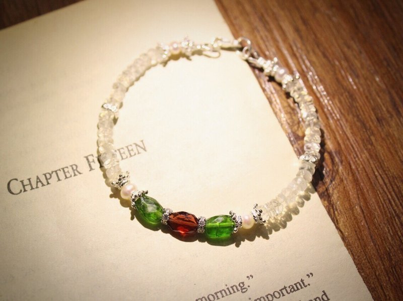 Journal 岁末祈愿＊限量 (旧手套) 纯银、天然月光、透辉石 手环手链 - 手链/手环 - 其他材质 白色