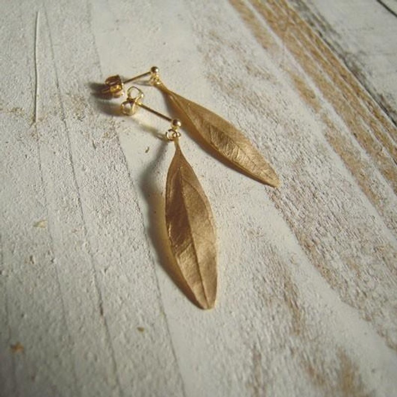 橄榄叶 摇晃耳环 银饰（镀金） - 耳环/耳夹 - 其他金属 金色