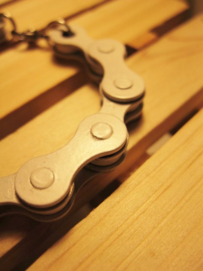 白色●自行车铁炼条●手炼●编号HW - 手链/手环 - 其他金属 白色