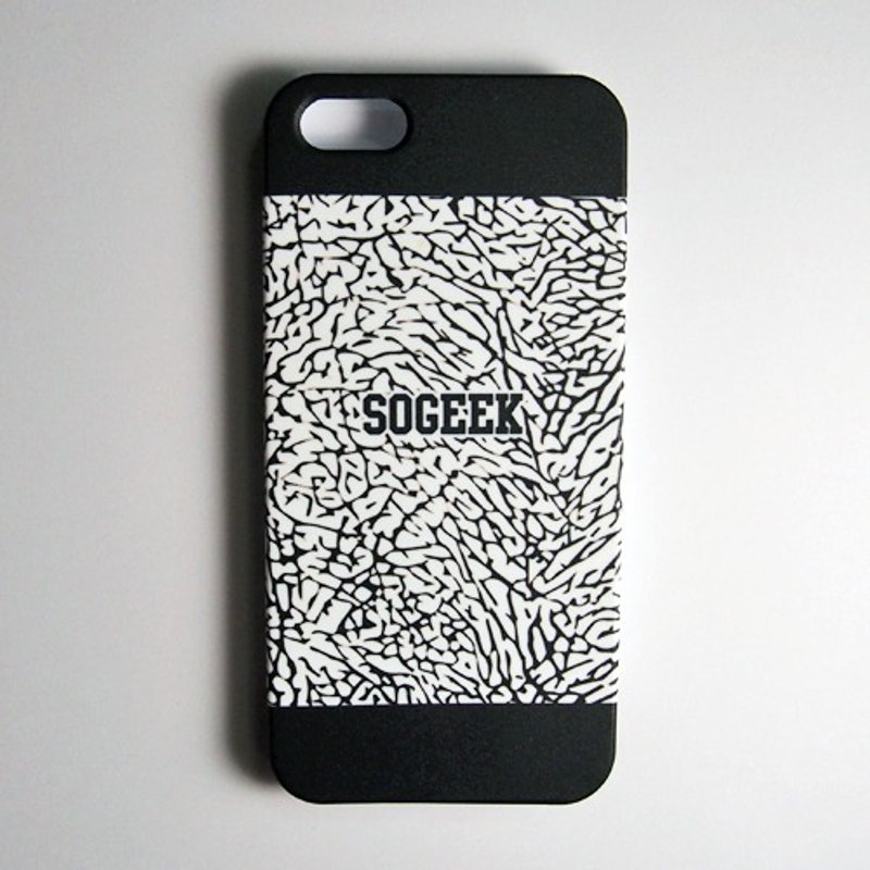 SO GEEK 手机壳设计品牌 THE CEMENT PRINT GEEK 爆裂全开款 - 手机壳/手机套 - 塑料 黑色