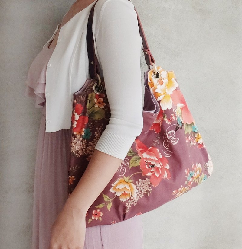 紫牡丹　梯形抓褶空气感包包　翻面换颜色　羊皮提把　紫 - 侧背包/斜挎包 - 其他材质 紫色