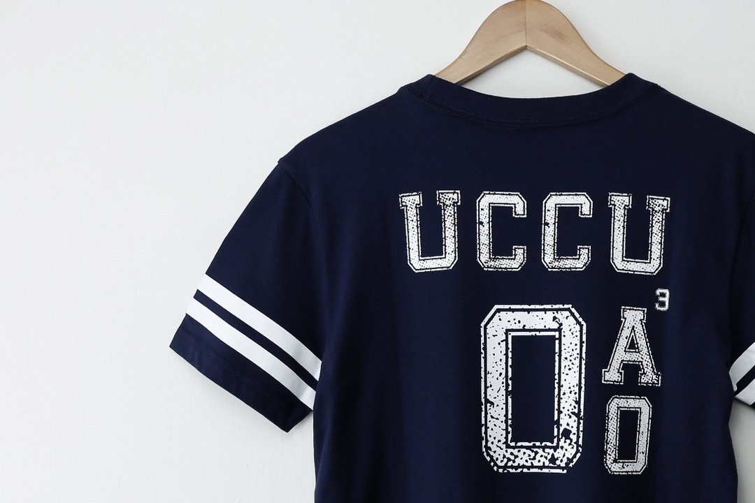 INNER | UCCU 嘲笑 T-Shirt – 深丈青 - 男装上衣/T 恤 - 其他材质 黑色