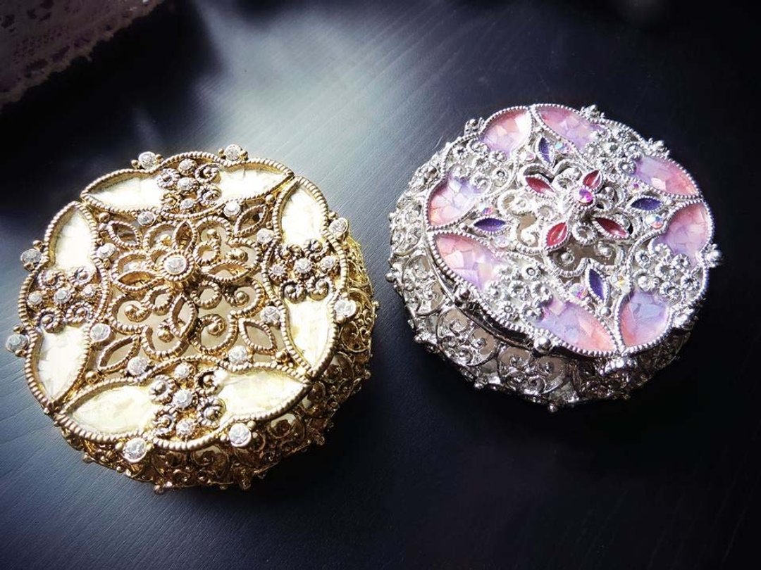 Neve Jewelry 湛蓝贝壳-花型珠宝盒(咖啡/金) - 摆饰 - 其他金属 蓝色