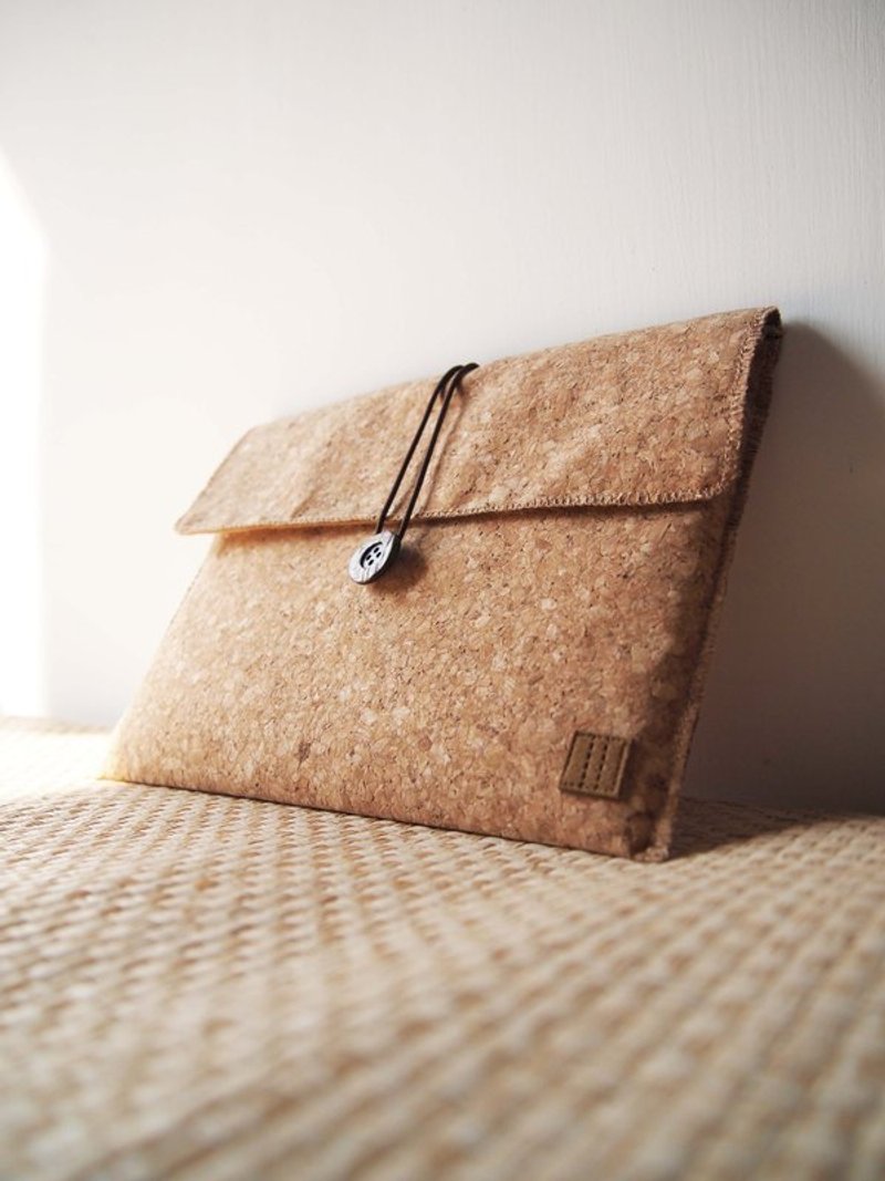 Paralife 量身订制 软木 笔电/平板计算机套(6吋-8吋) - 电脑包 - 木头 多色