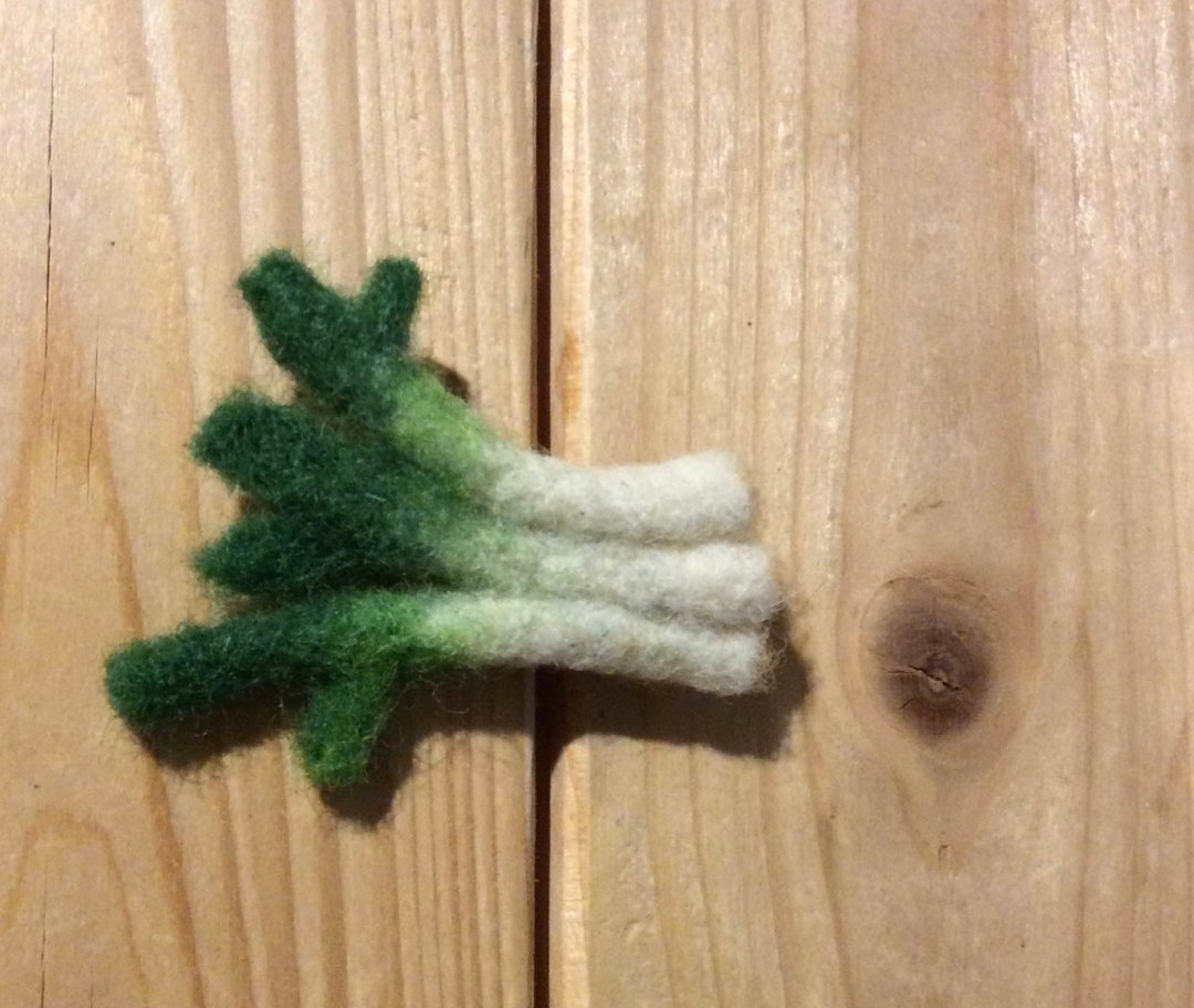 Green onions (brooch) - 胸针 - 羊毛 绿色