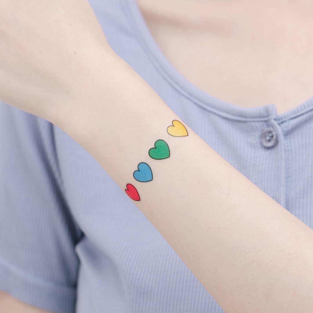 刺青纹身贴纸 / 彩虹爱心 Surprise Tattoos - 纹身贴 - 纸 多色