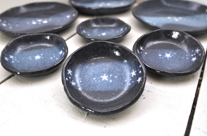 星星陶制小碟 【手作陶制小皿系列】陶器 - 盘子/餐盘/盘架 - 陶 蓝色