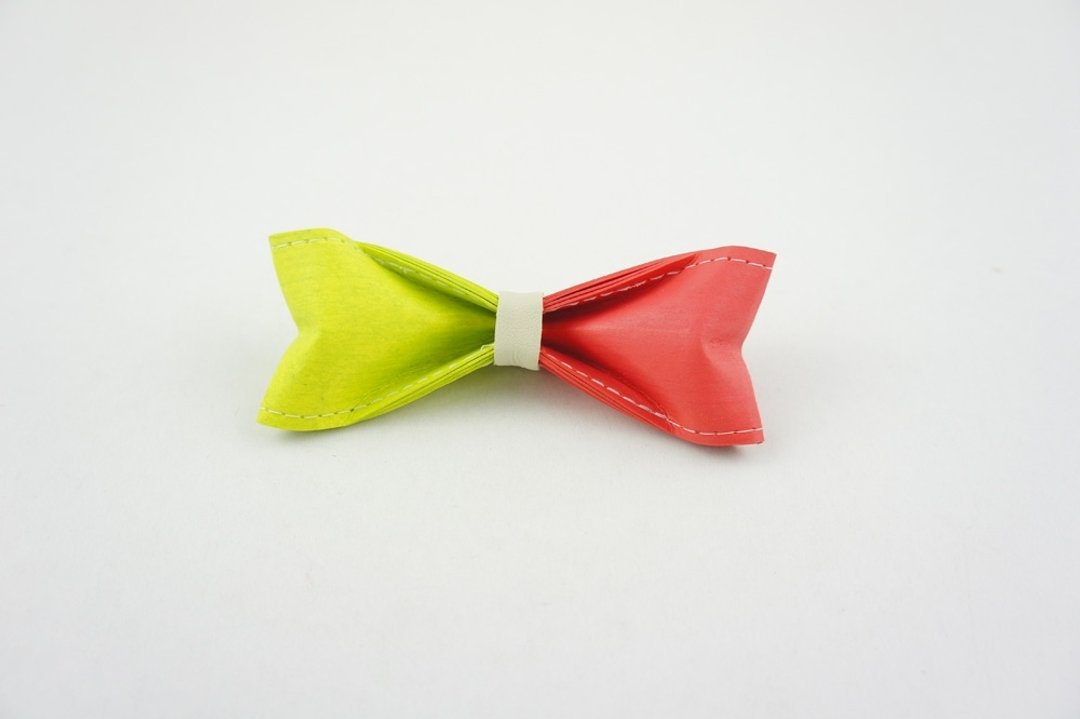 【新品】10/10 十分设计《萤光黄 x 珊瑚红》手工制作双色领结（纸领结、蝴蝶结、领带/婚礼小物、装扮、新郎婚纱、伴郎领结） - 领带/领带夹 - 防水材质 粉红色