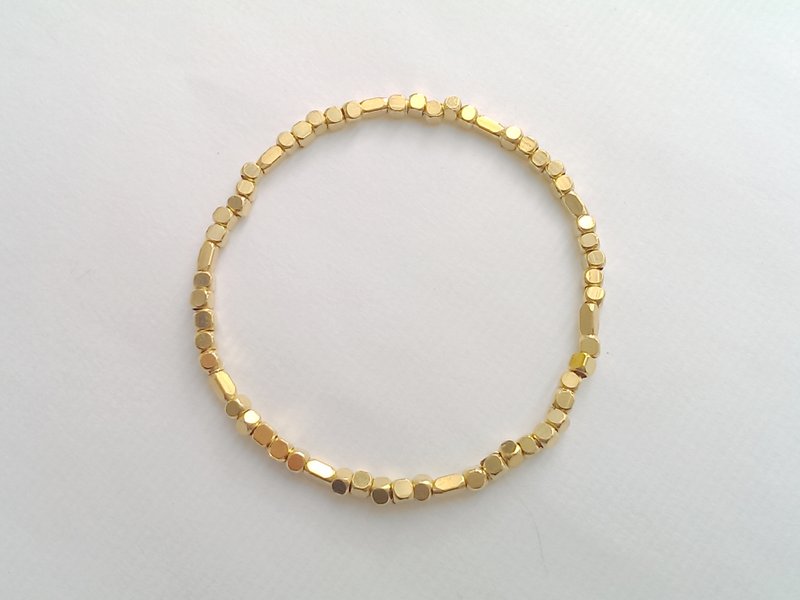 (补货完成 !) 黄铜手环　是好搭配的小助手 / 降价放送 / 好入手的基本款 / 黄铜手链 手环 - 手链/手环 - 其他材质 金色