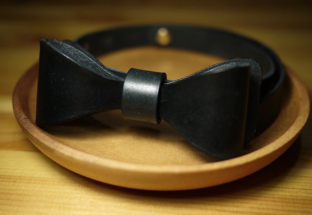 小岛皮革领结 Leather Bowtie - 领带/领带夹 - 真皮 黑色
