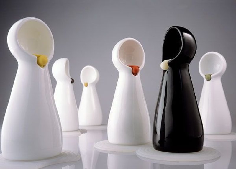 kedo 香料娃娃 晴天娃娃造型调味瓶组(两入) 餐桌上创意小物 - 调味罐/酱料瓶 - 陶 