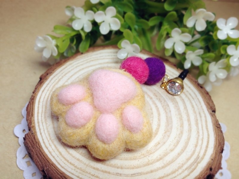 【奶油毛毛】羊毛毡梦幻疗愈系小猫咪肉球肉垫脚掌 萌猫 手机吊饰 耳机塞 防尘塞 钥匙圈 橘色虎斑猫咪 生日礼物 情侣礼物 手工制作 独家 - 耳机 - 羊毛 橘色