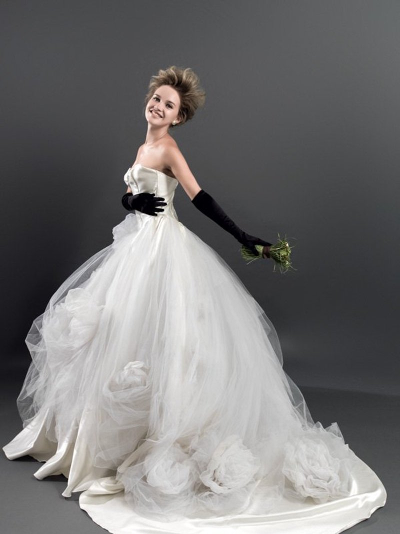MELETE纯手工花朵 大拖尾婚纱礼服 手工婚纱/wedding 订制 定制化 - 其他 - 其他材质 