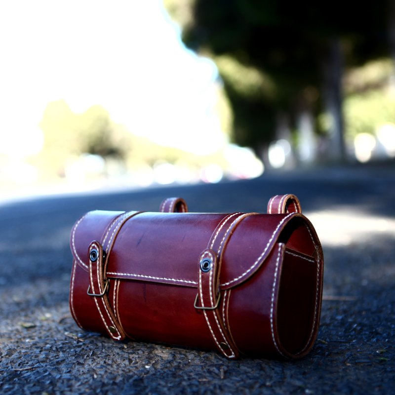 皮革手制单车包／腰包／肩背包／侧背包 - 零钱包 - 真皮 咖啡色