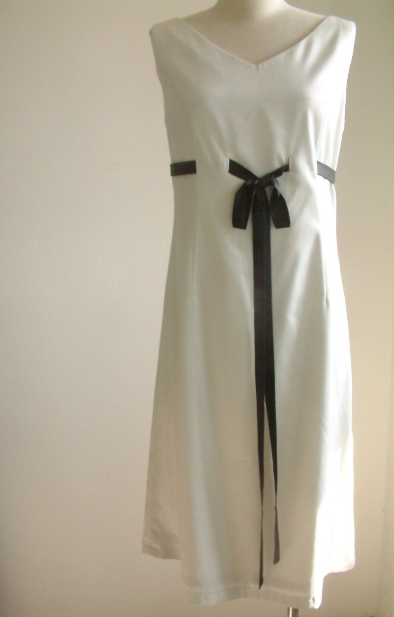 显瘦高腰缎带洋装-苹果绿 - 洋装/连衣裙 - 其他材质 绿色