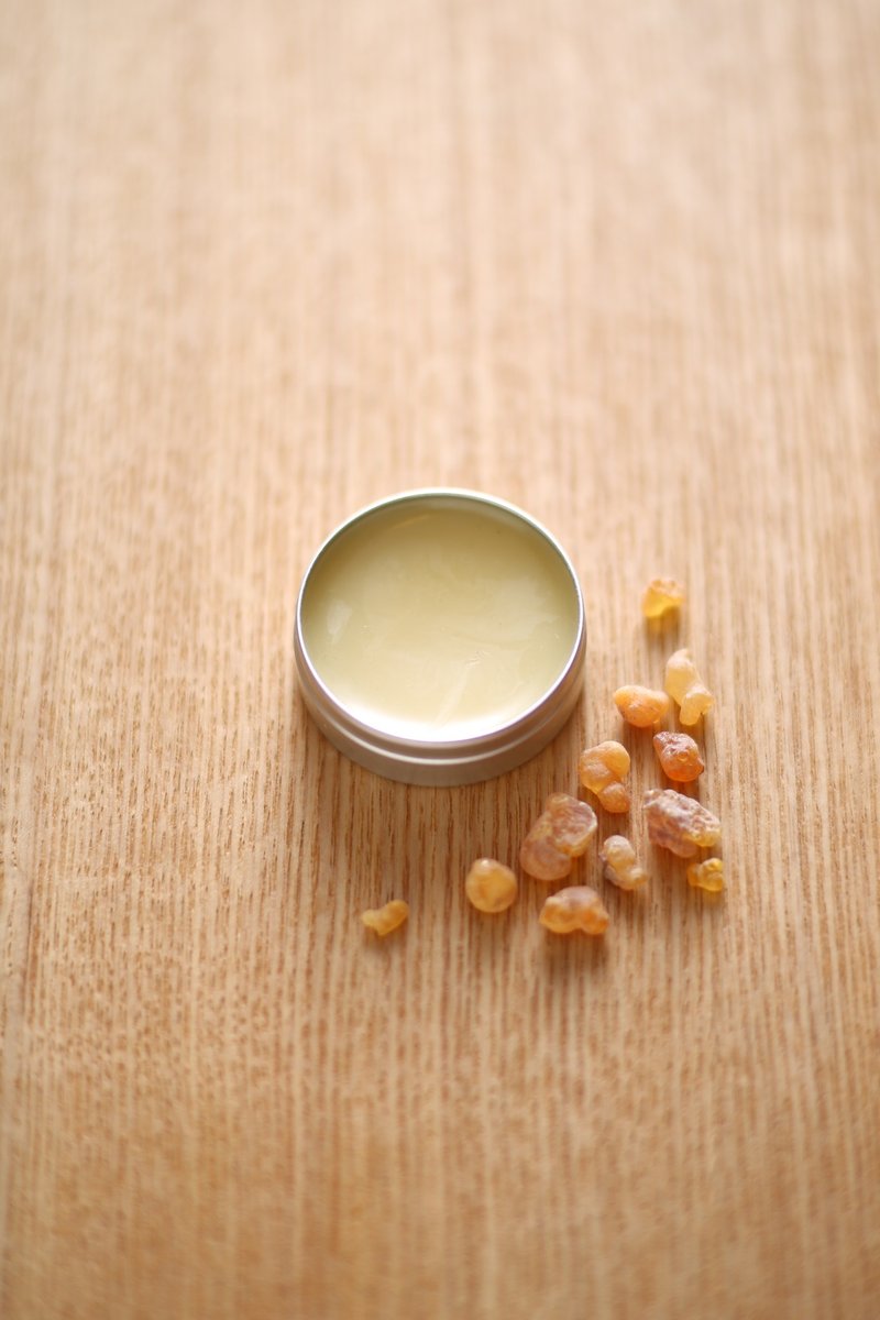 小树香房5号香膏//乳香 - 香水/香膏 - 植物．花 金色