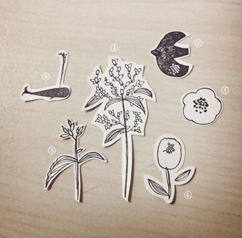 白色黑茸茸贴纸 - 贴纸 - 纸 黑色