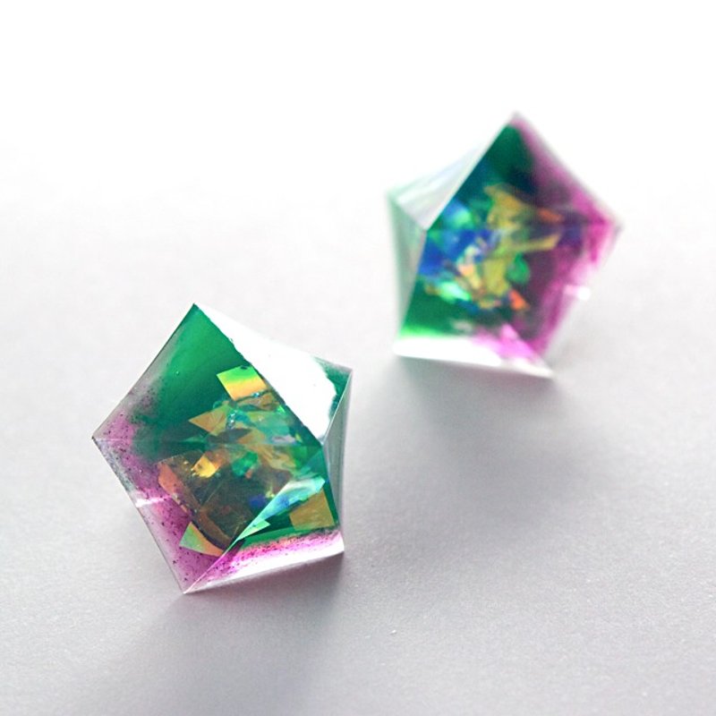 Pentagon Pierce (passion flower) - 耳环/耳夹 - 其他材质 绿色