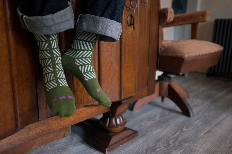 即将绝版袜 - 牛吃草 / 及膝长袜 - 抹茶紫色 - 袜子 - 棉．麻 绿色