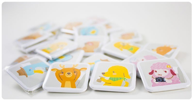 [SamBou] 方形徽章 乘客们 - 徽章/别针 - 其他金属 多色