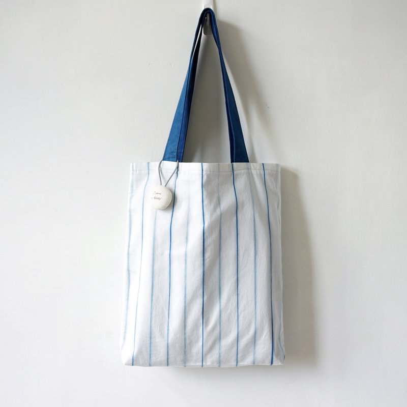 S.A x Cactus 蓝染仙人掌条纹肩背包 - 侧背包/斜挎包 - 棉．麻 白色