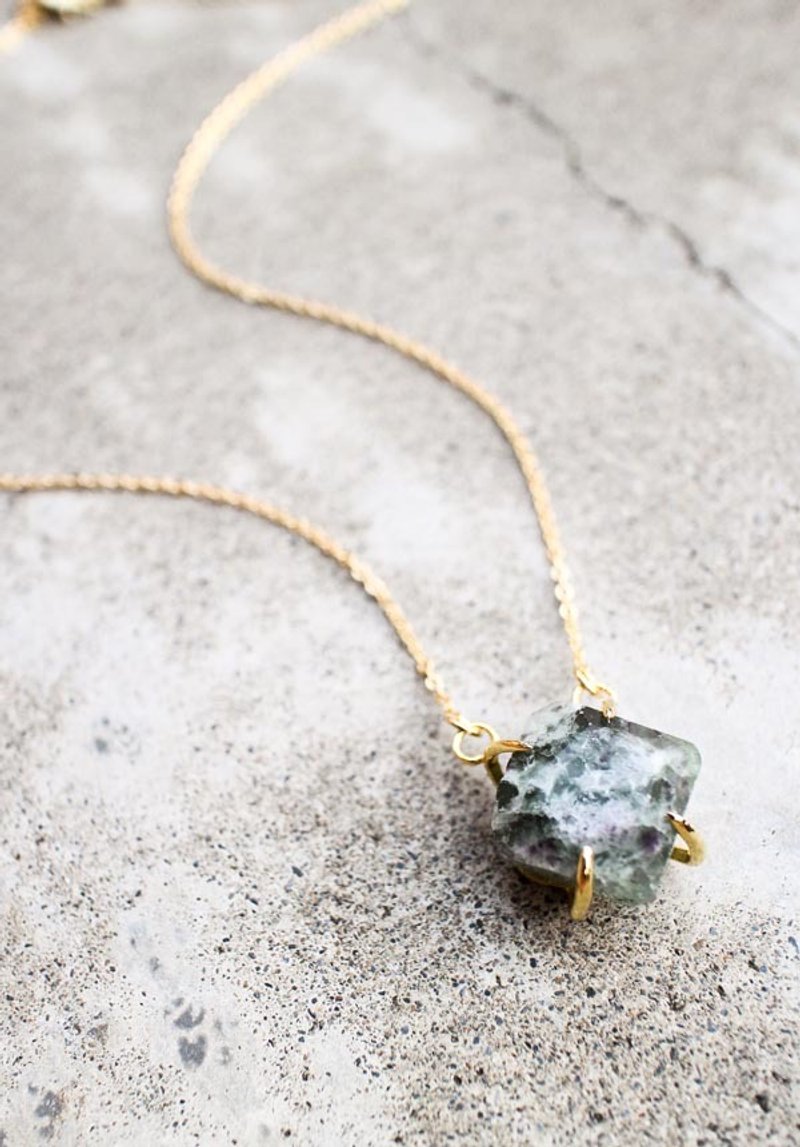 [原矿系] Aadolf 七彩萤石项链 III  | 天然石.矿石.原矿.手工限量.生日礼物.情人节礼物 - 项链 - 宝石 绿色