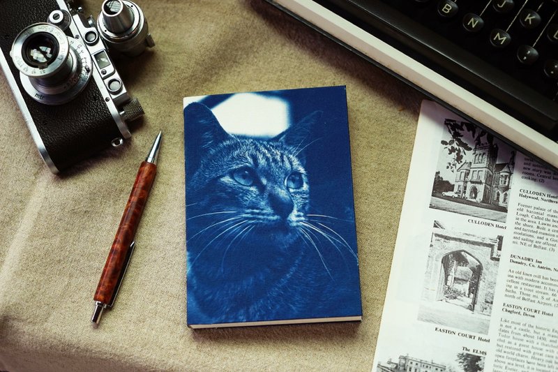 手工蓝晒笔记本 - 猫系列 - 远眺 - 笔记本/手帐 - 纸 蓝色