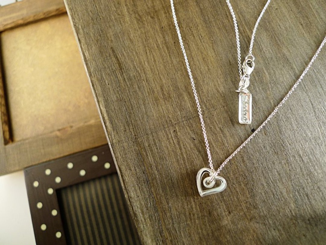 Shadow* silver 涂鸦系列_心连心纯银项链  圣诞交换礼物 - 项链 - 压克力 