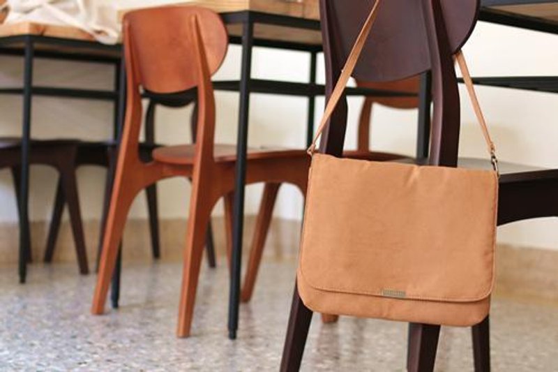 Chez。方圆系列　方圆十里－肉桂驼 - 侧背包/斜挎包 - 聚酯纤维 咖啡色