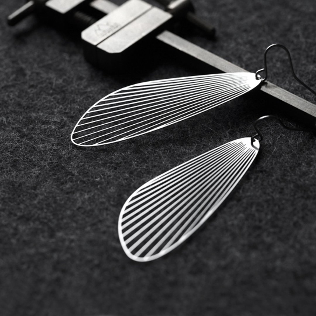 扇耳环 Fan Earrings - 耳环/耳夹 - 其他金属 
