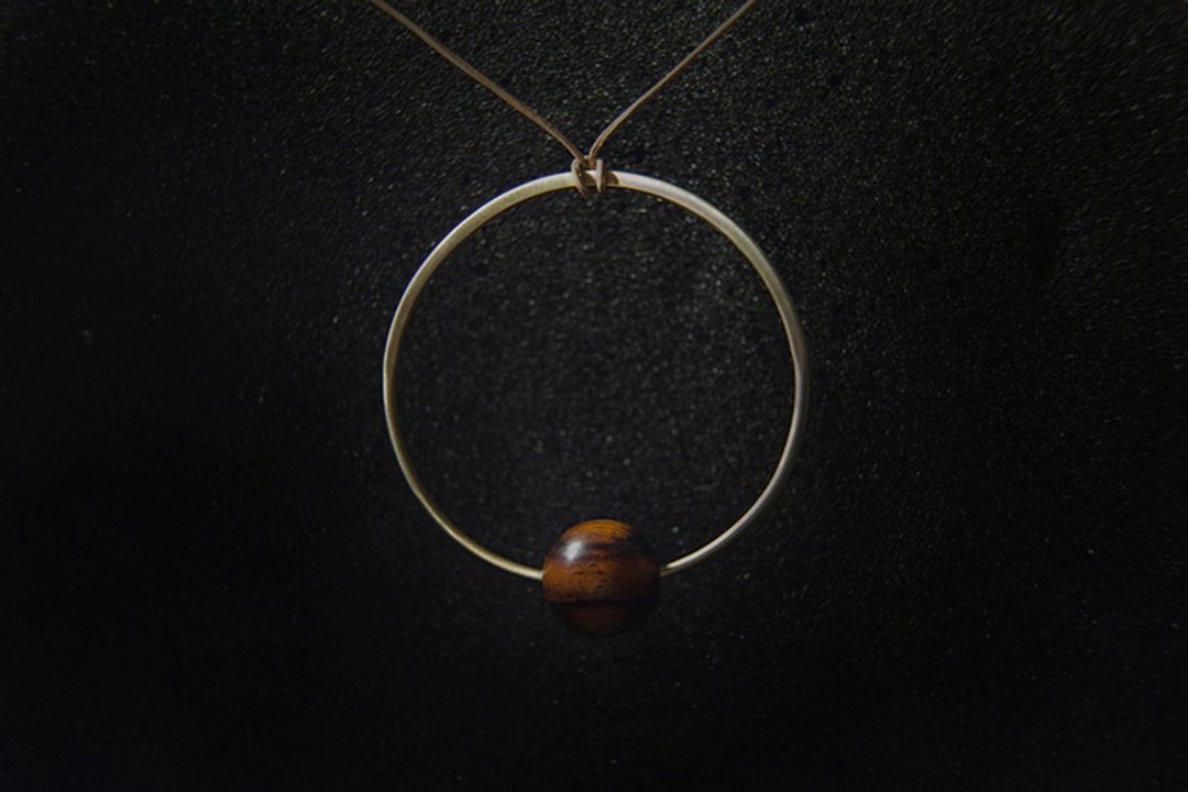 【hylé design Macau 】 ORB-it饰品系列木X白铜项链(Halo 光环) - 项链 - 木头 咖啡色