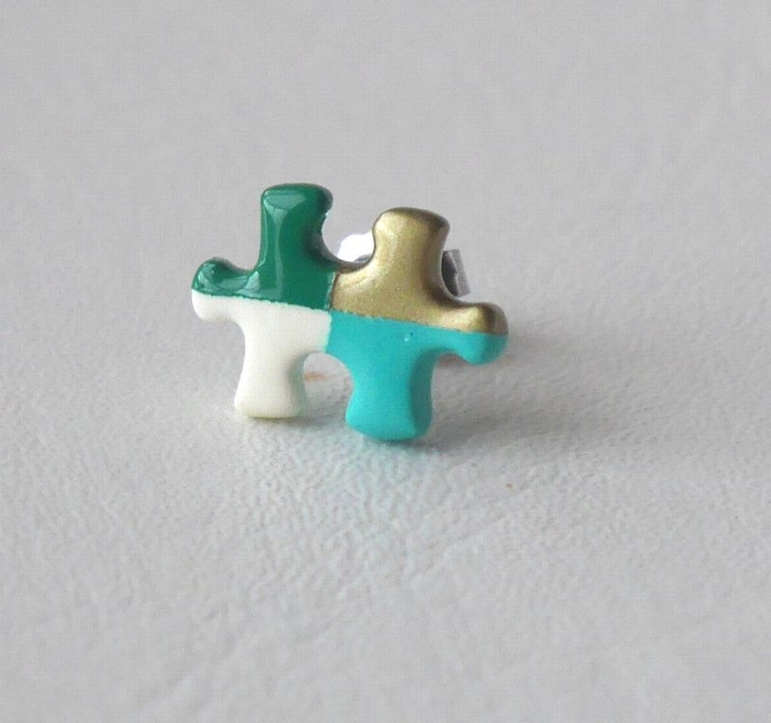 Puzzle earrings Green Garden - 耳环/耳夹 - 塑料 绿色