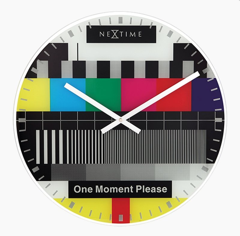 NeXtime wall clock Testpage glass 电视屏挂钟 - 时钟/闹钟 - 玻璃 多色