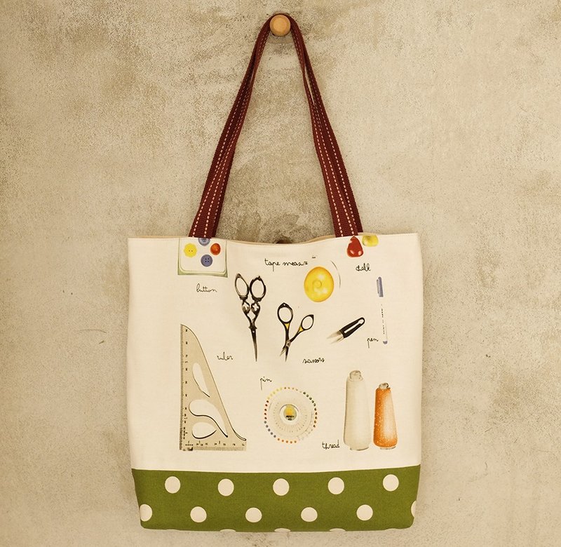 服装设计师　剪刀针线波浪尺　欢乐图案布　购物袋　轻便散步袋 - 侧背包/斜挎包 - 其他材质 多色