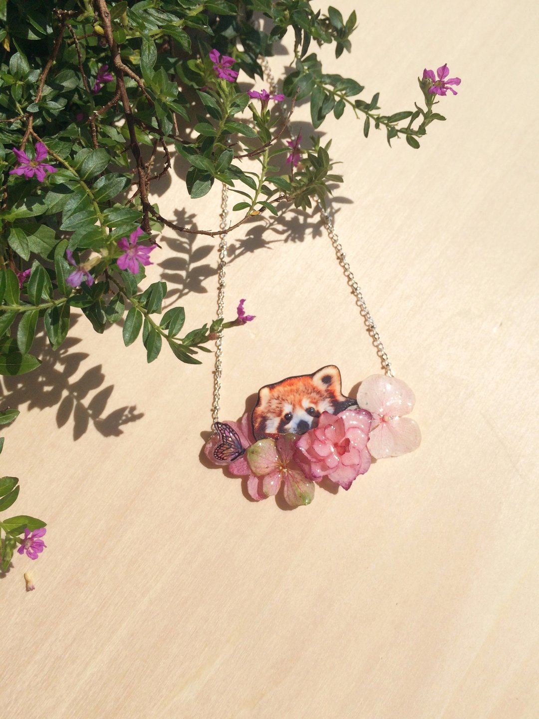 *Haku·Neko* 躲猫猫系列小熊猫真花粉色调蝴蝶颈链 - 颈链 - 植物．花 粉红色