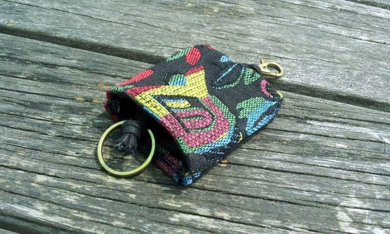 A min古着黑花卉-钥匙包 - 钥匙链/钥匙包 - 其他材质 