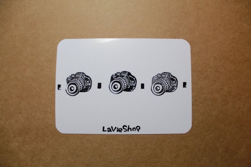【LaVieShop＊手作杂货】相机排排站 Canon 单眼相机 550D．手工刻印明信片/卡片．高质感防水相纸 - 卡片/明信片 - 纸 白色